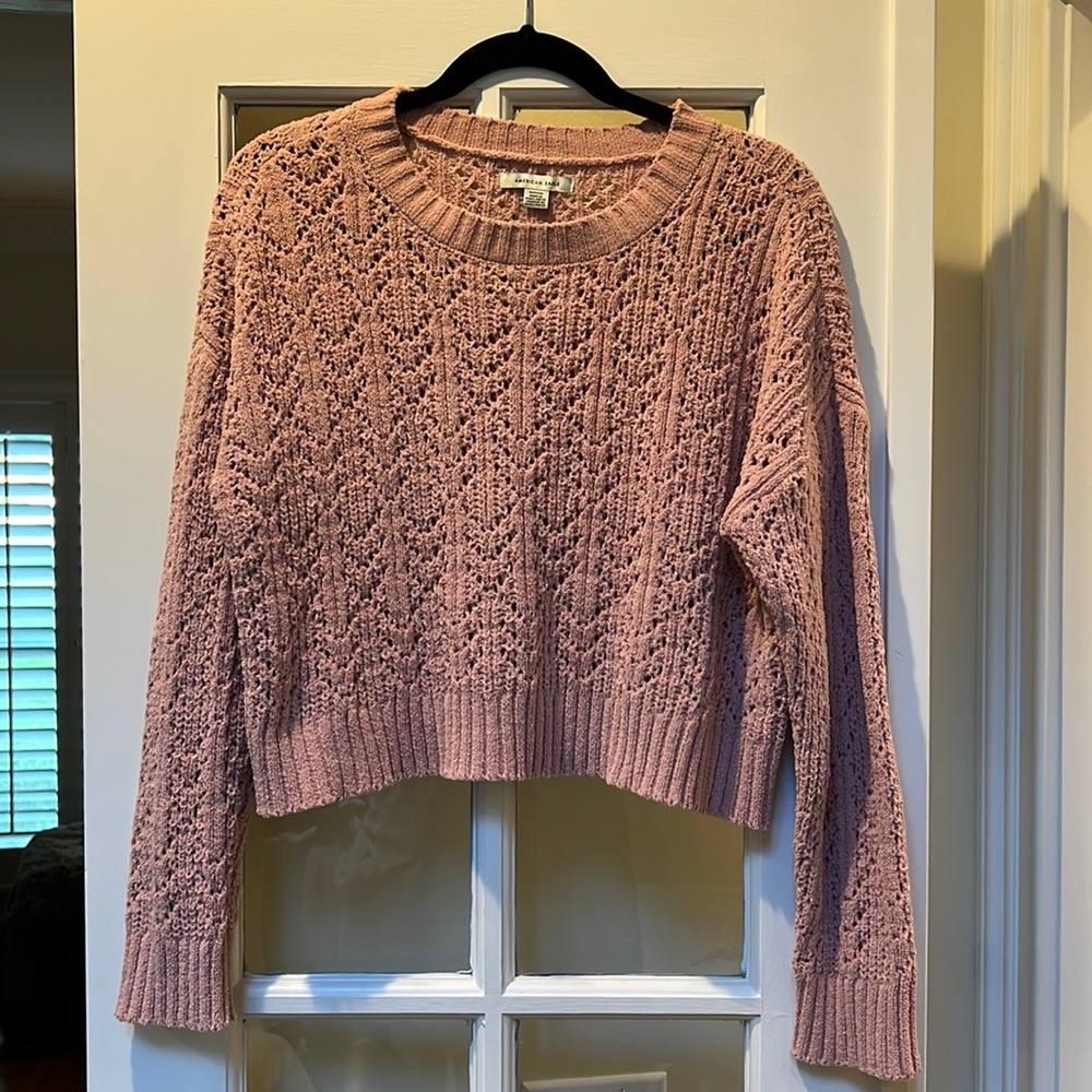 American Eagle cropped rose colored sweater, size S